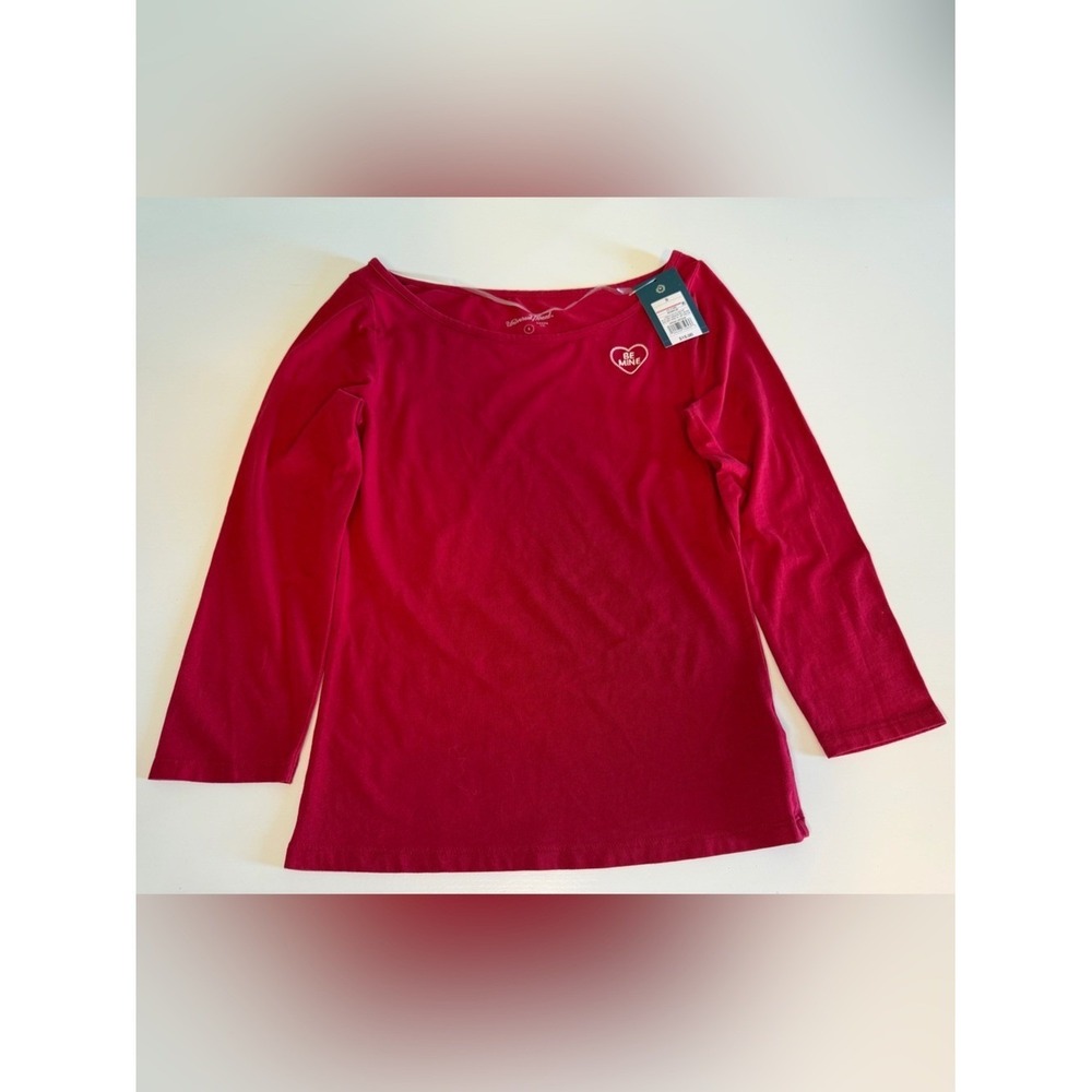 NWOT- Universal Thread Women's Long Sleeve Scoop Neck Tee in Deep Pink